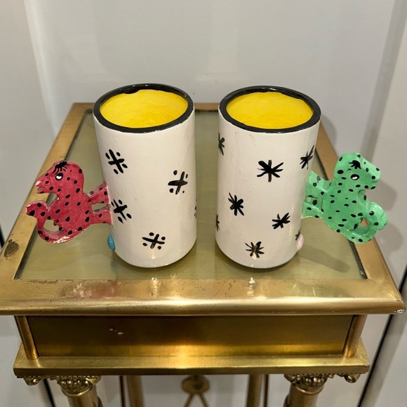 VINTAGE Mugs Black&White Stripe With Dog Handle Signed R Terrell - Picture 2 of 12